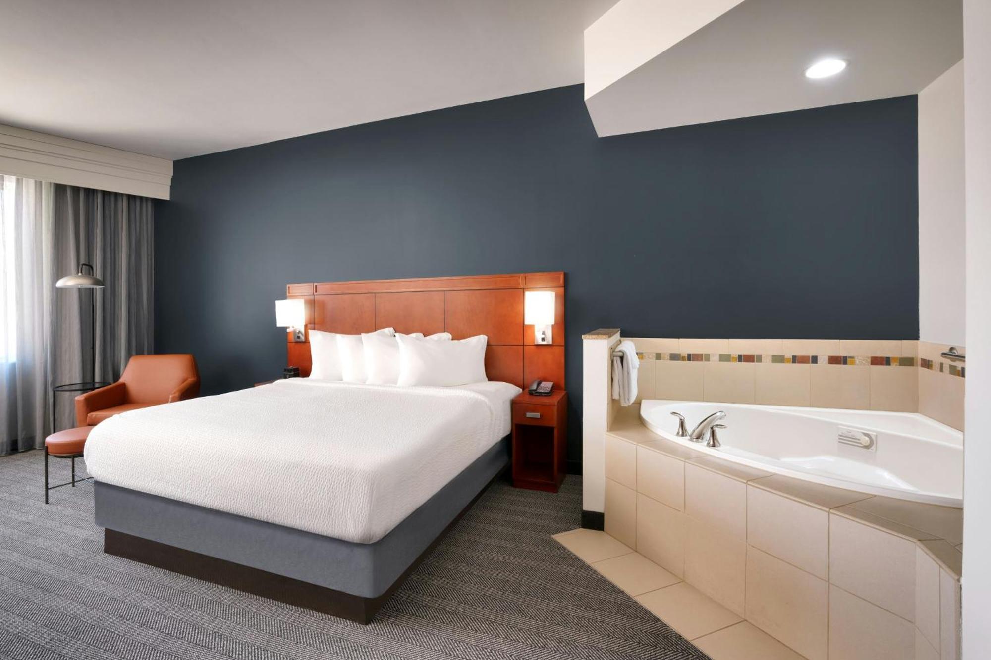 คอร์ตยาร์ด ลินคอล์น ดาวน์ทาวน์/เฮย์มาร์เก็ต Hotel ภายนอก รูปภาพ