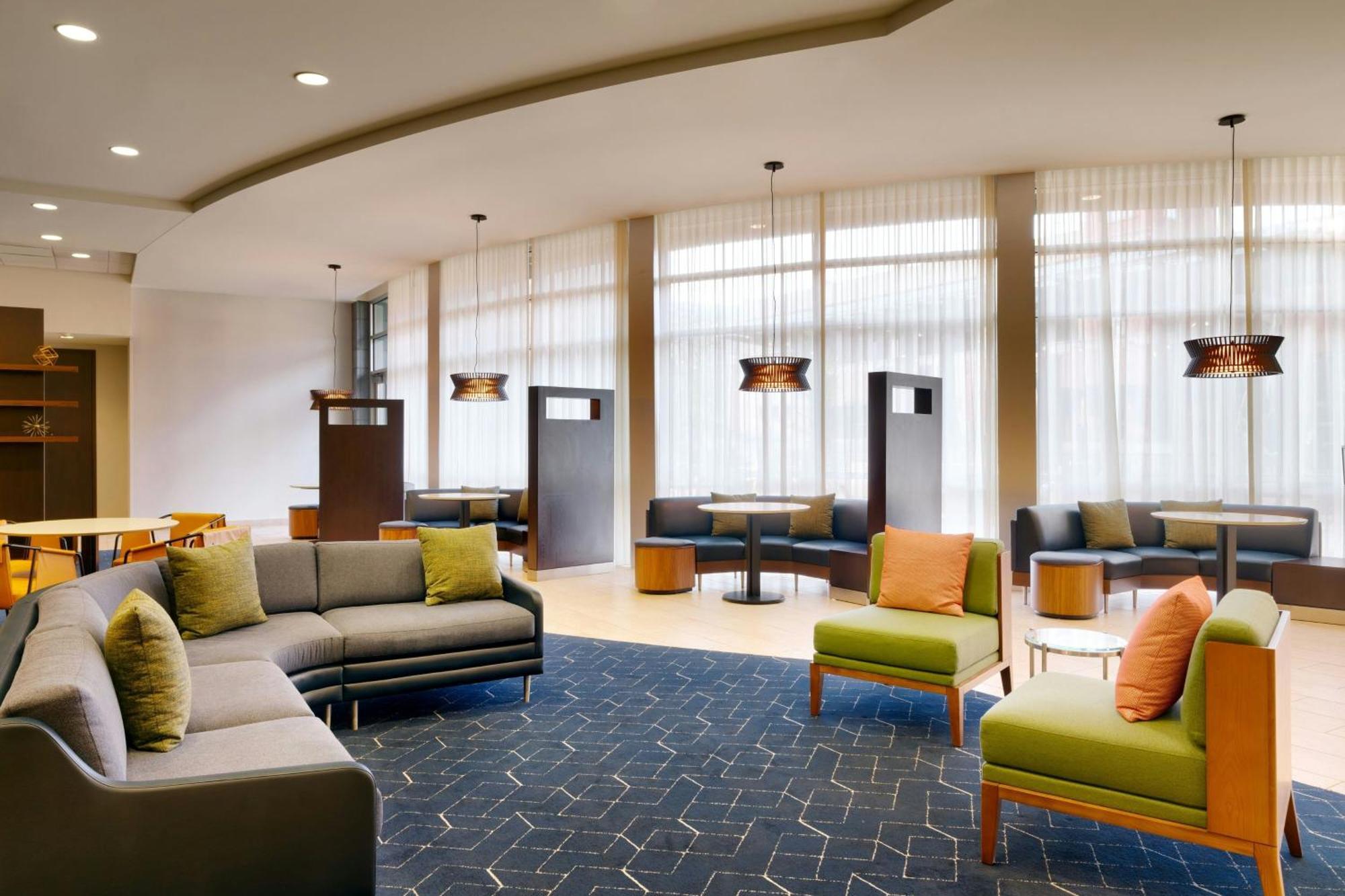 คอร์ตยาร์ด ลินคอล์น ดาวน์ทาวน์/เฮย์มาร์เก็ต Hotel ภายนอก รูปภาพ